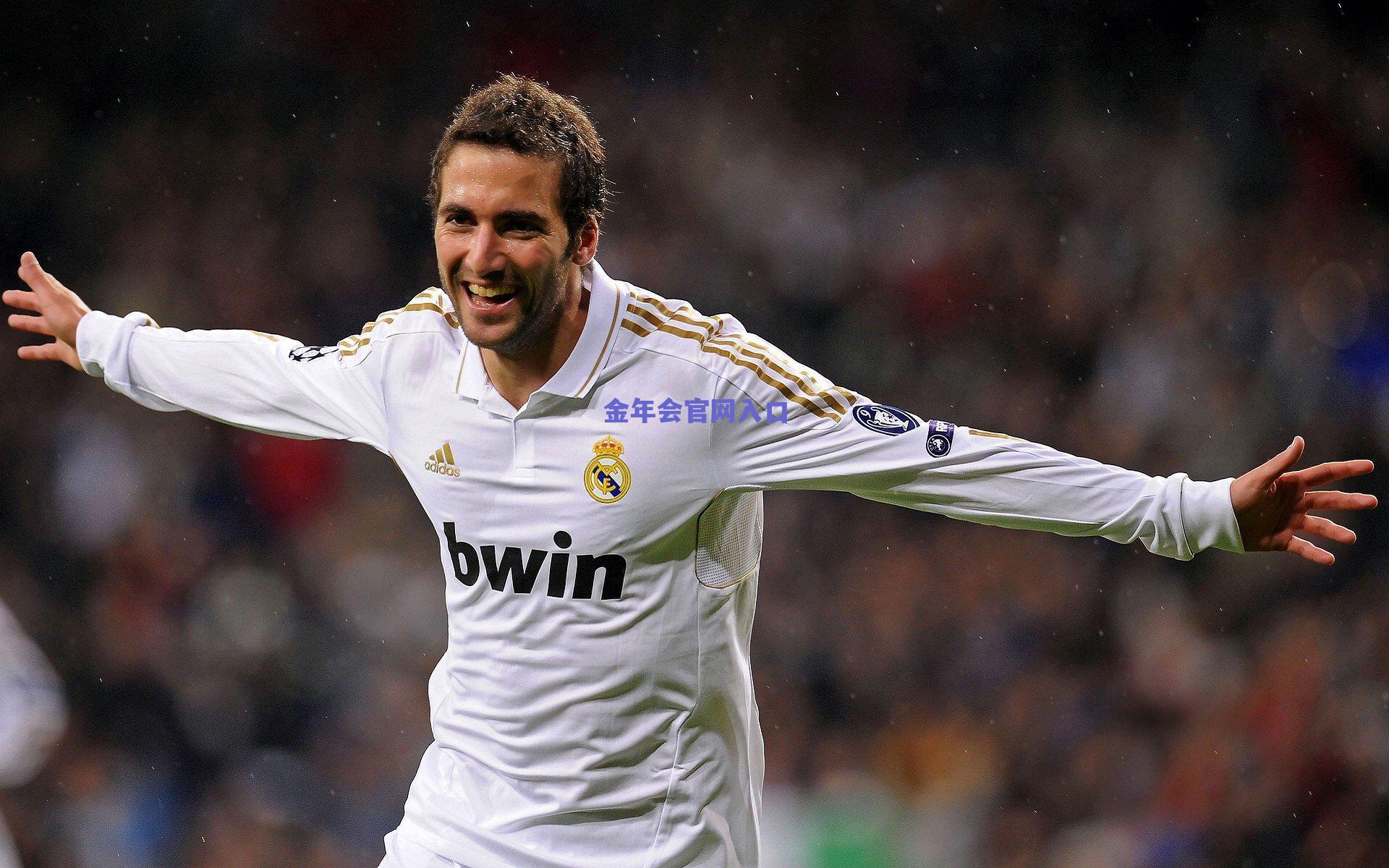 曼巴精神跨越山海！科比门徒齐聚世界杯抽签仪式，传奇号召力再显时代回响